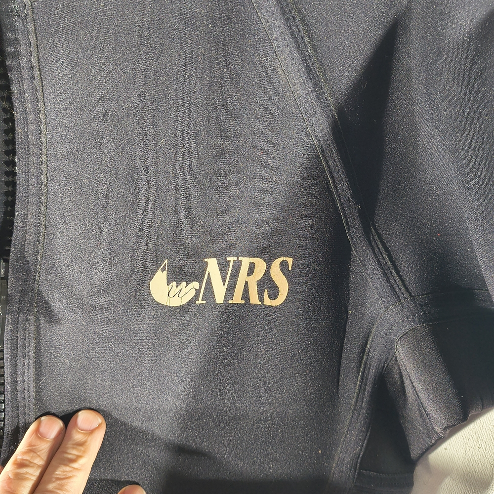 NRS Black Unisex Neoprene Wet Suit Long Sleeve Top Size Large - Picture 2 of 8